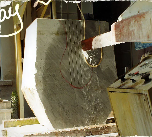 TRAVAIL � PIETRASANTA 2003 17