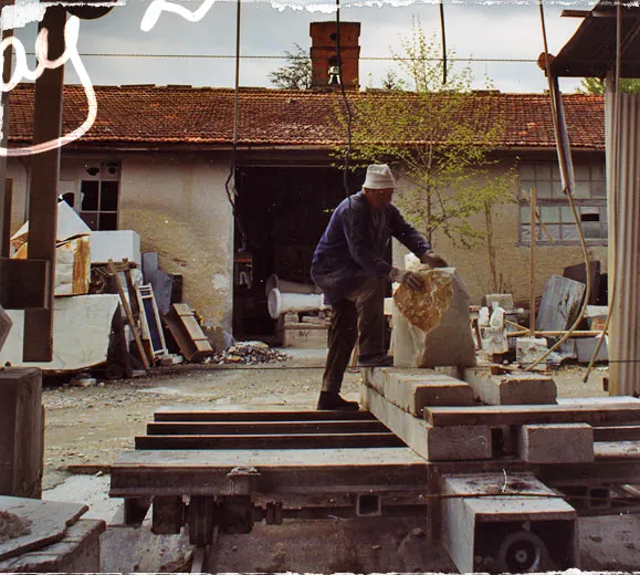 TRAVAIL � PIETRASANTA 2003 18