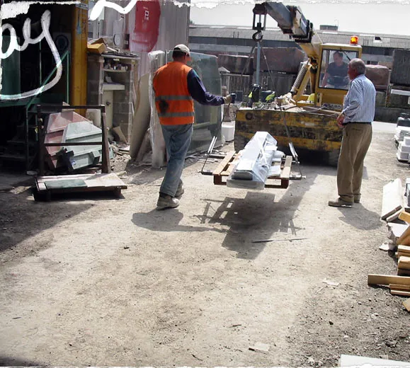 TRAVAIL � PIETRASANTA 2003 30